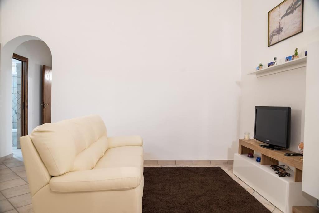 Susu Apartment Brindisi Exterior photo